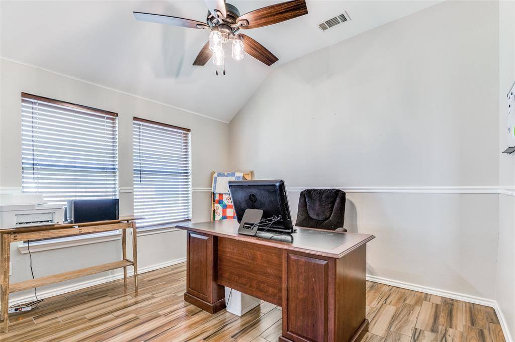 7401 Gairlock Drive, Fort Worth, TX 76179