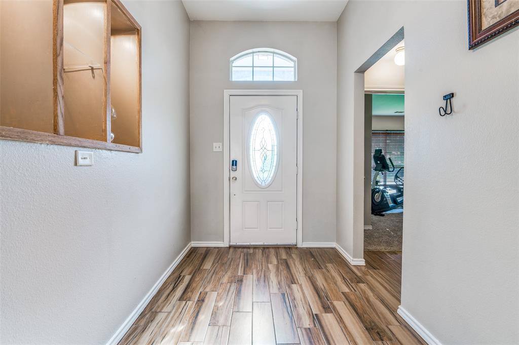 7401 Gairlock Drive, Fort Worth, TX 76179