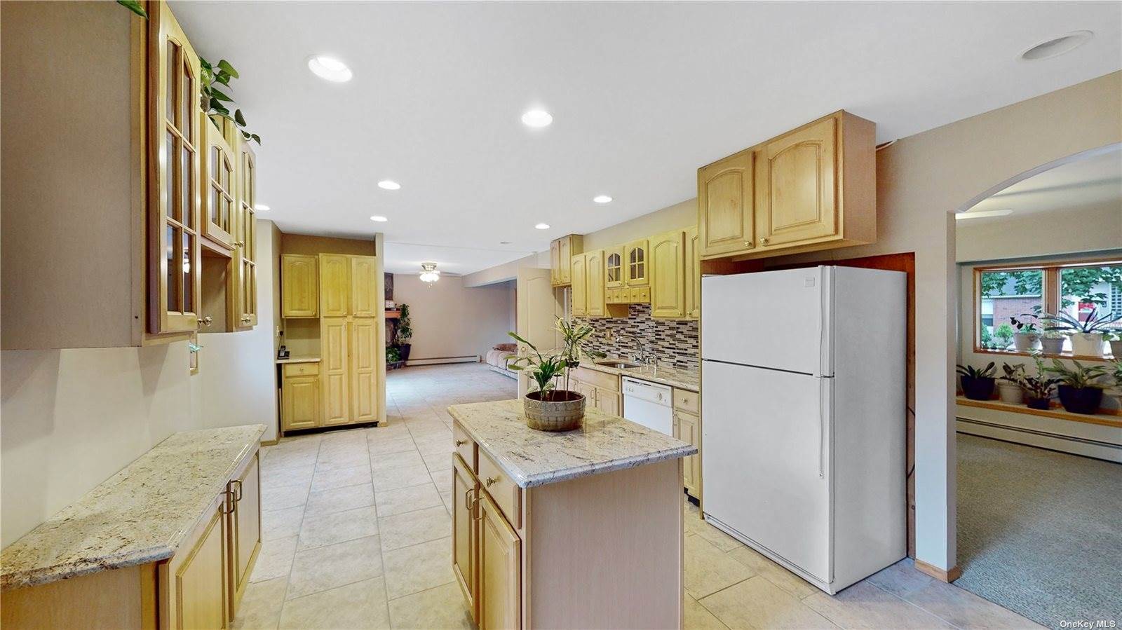 11 4th Street (Denise Ct), Nesconset, NY 11767