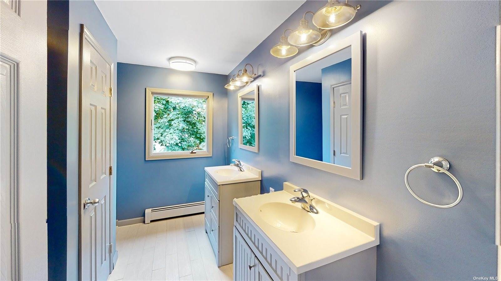 11 4th Street (Denise Ct), Nesconset, NY 11767