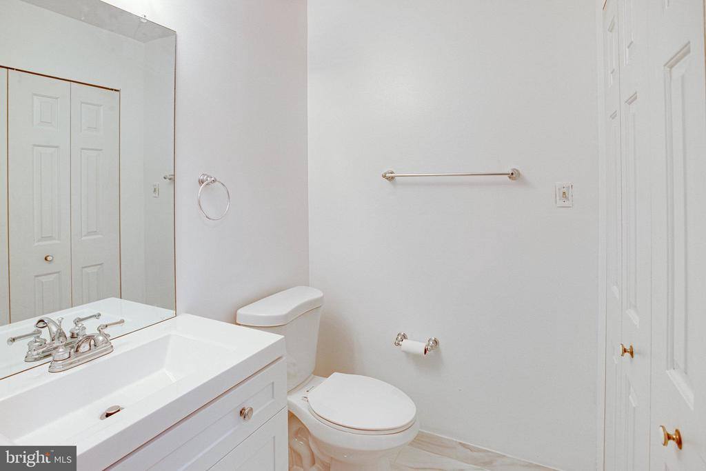 912 Wind Ridge Drive, Stafford, VA 22554