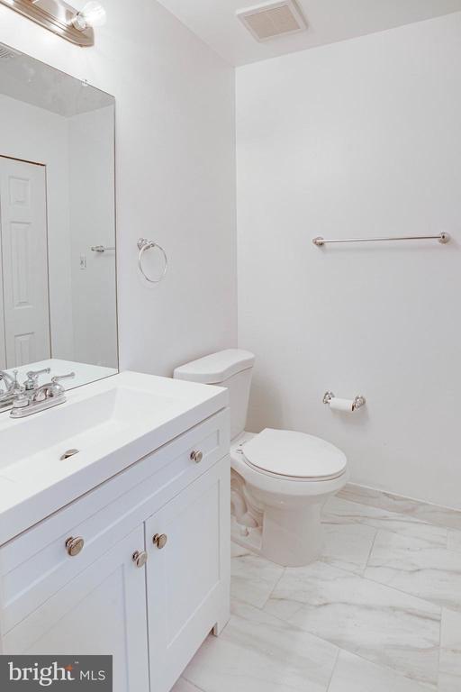 912 Wind Ridge Drive, Stafford, VA 22554