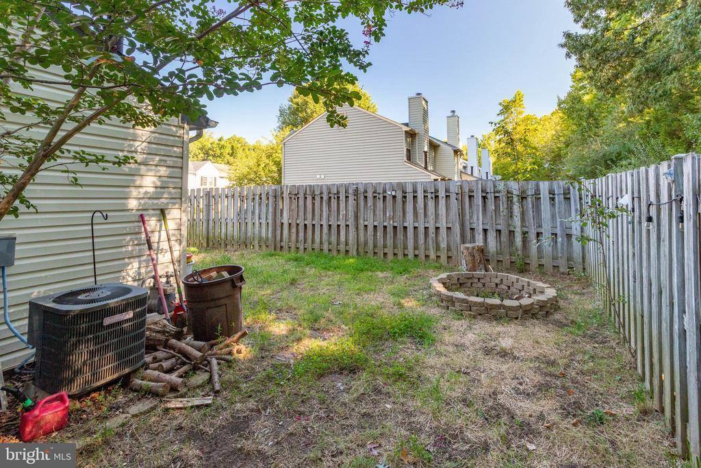 912 Wind Ridge Drive, Stafford, VA 22554