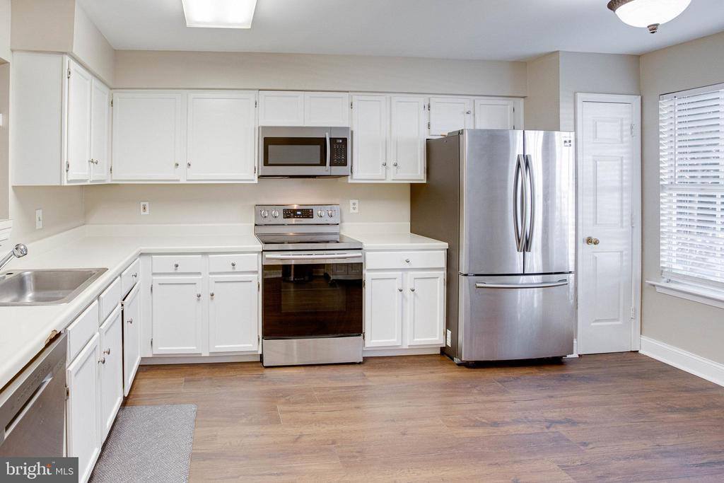 912 Wind Ridge Drive, Stafford, VA 22554