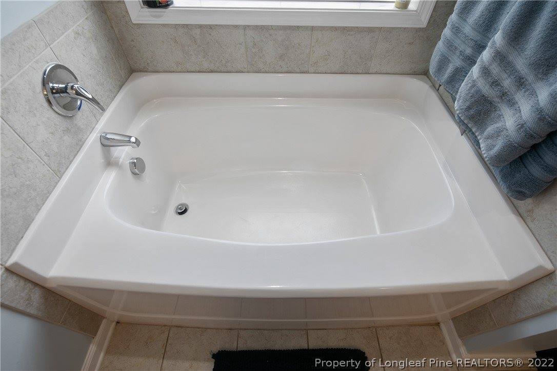 215 Basket Oak Drive, Bunnlevel, NC 28323