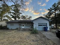 2803 S Santa Fe, Wichita, KS 67216