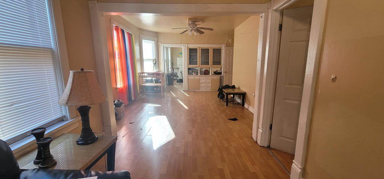 2939 N 21st ST, Milwaukee, WI 53206