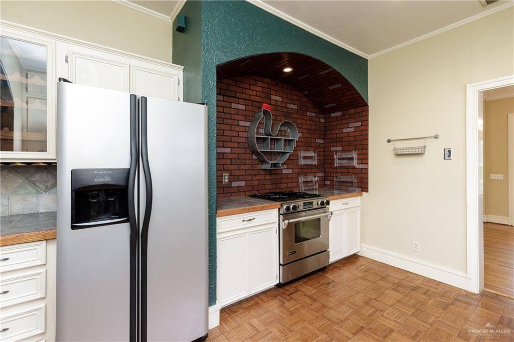 402 Clifford Street, Corpus Christi, TX 78404