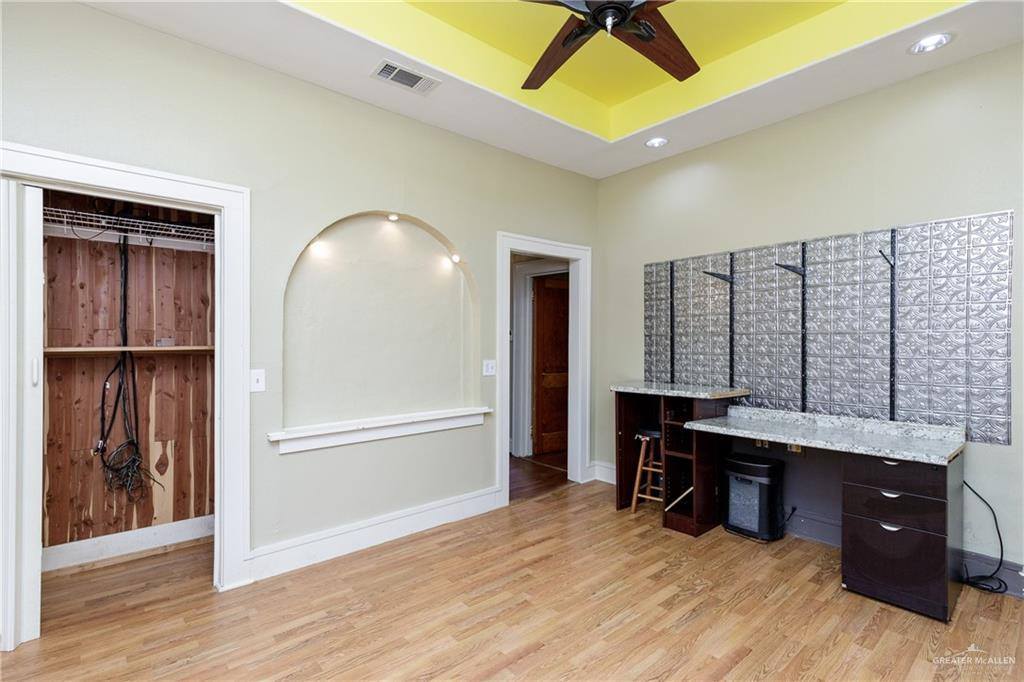 402 Clifford Street, Corpus Christi, TX 78404