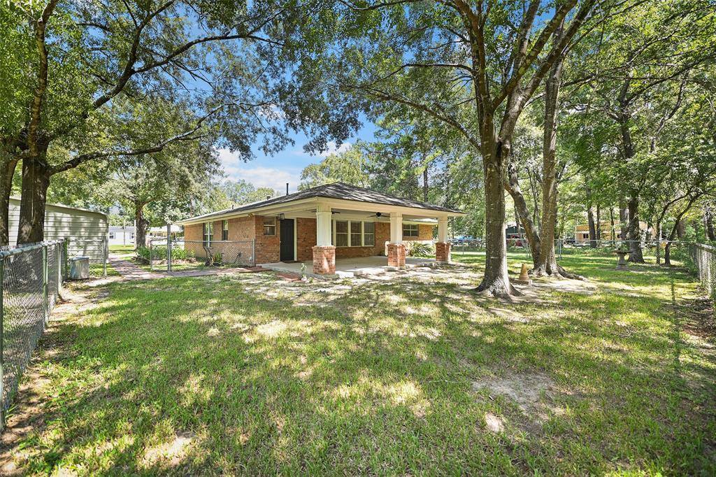 23670 Pine Forest Drive, New Caney, TX 77357