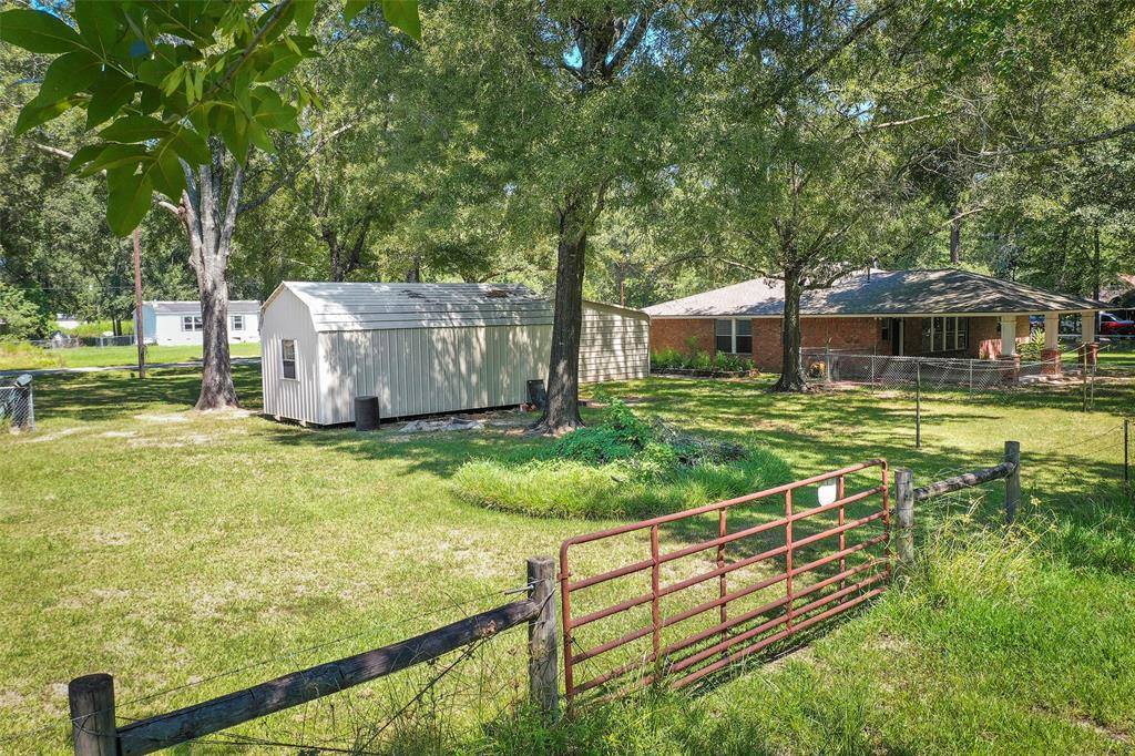 23670 Pine Forest Drive, New Caney, TX 77357