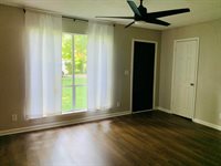 1613 Carr Drive Dr, Rocky Face, GA 30740