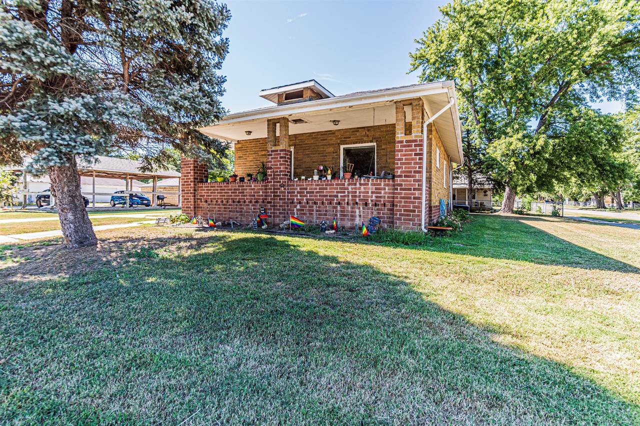 826 N Jackson, Junction City, KS 66441