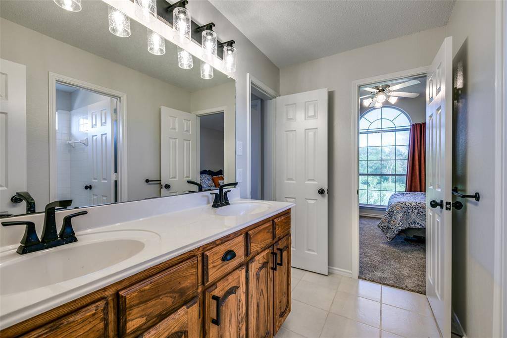 1205 Cactus Path Drive, Murphy, TX 75094