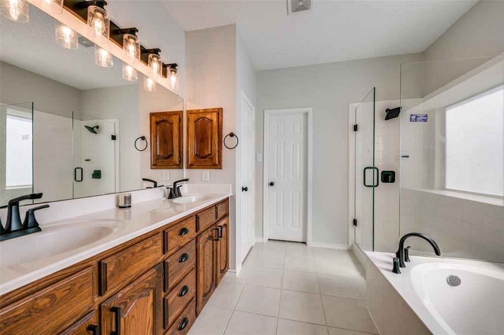 1205 Cactus Path Drive, Murphy, TX 75094