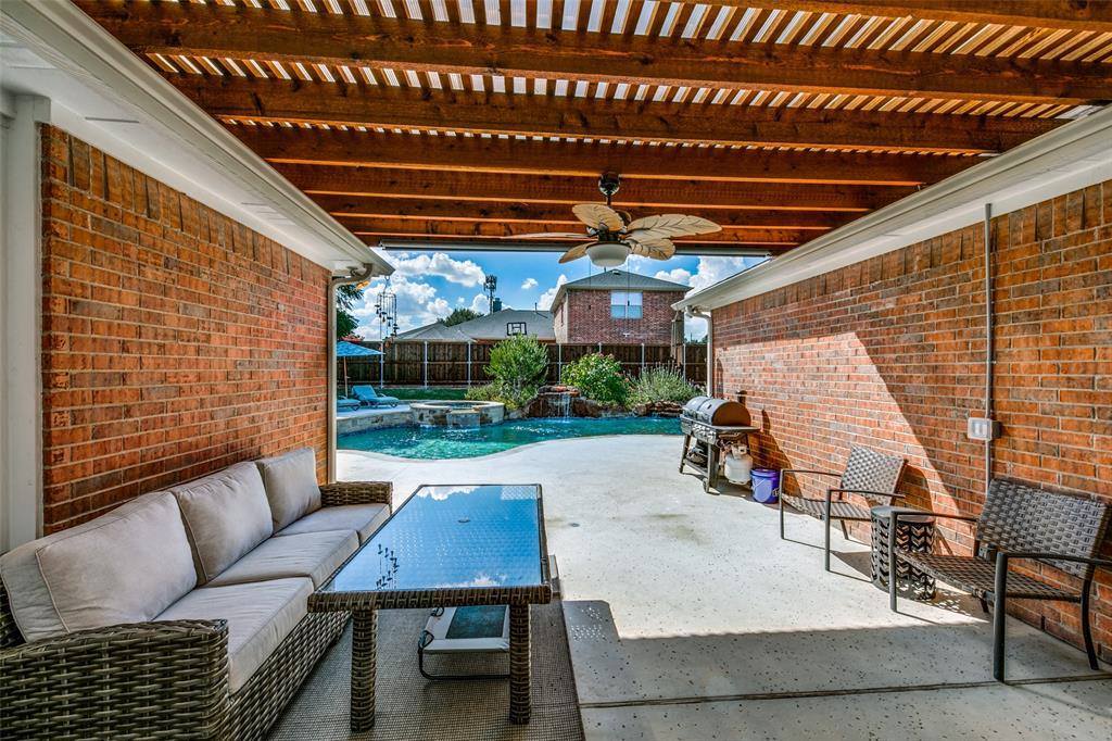 1205 Cactus Path Drive, Murphy, TX 75094