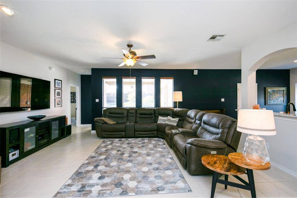 1205 Cactus Path Drive, Murphy, TX 75094