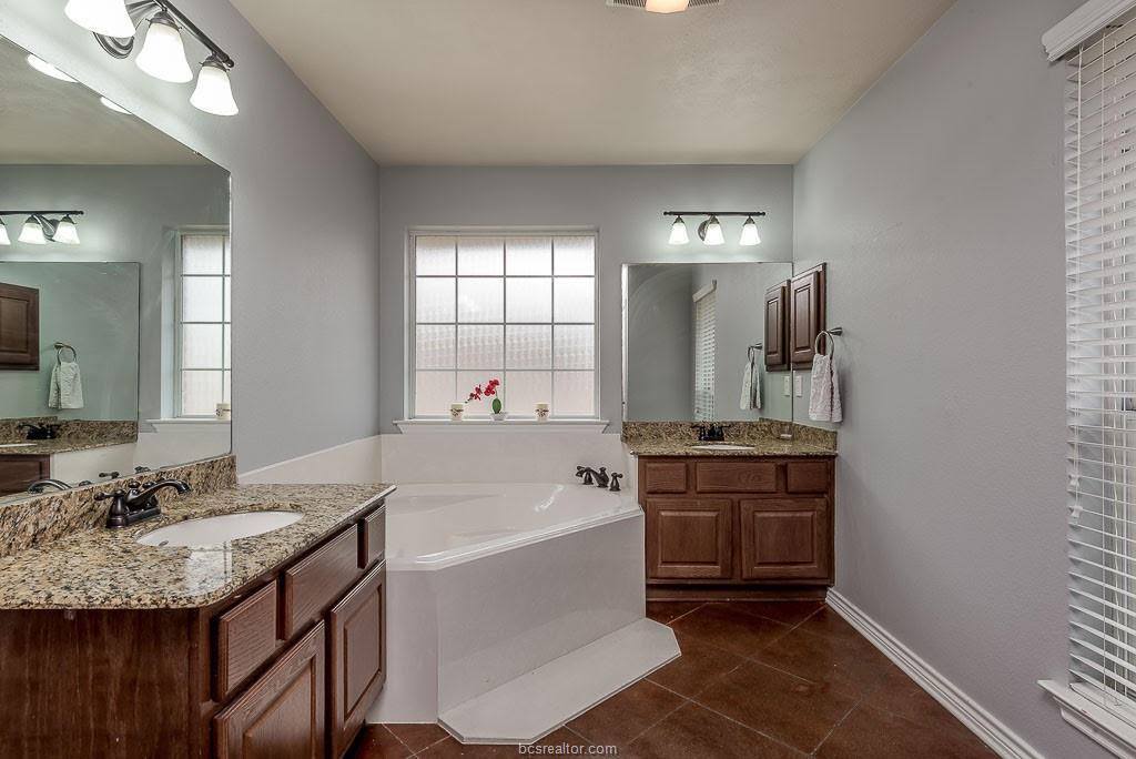 1507 Bluefield Court, College Station, TX 77845