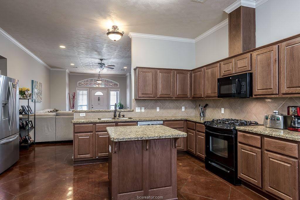 1507 Bluefield Court, College Station, TX 77845