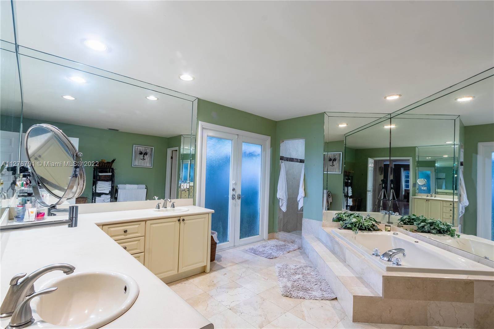 14601 SW 99th Ave, Miami, FL 33176