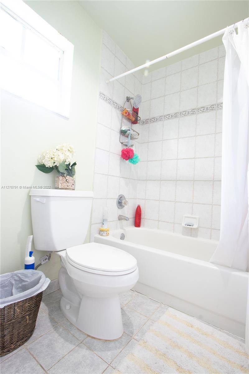 14601 SW 99th Ave, Miami, FL 33176