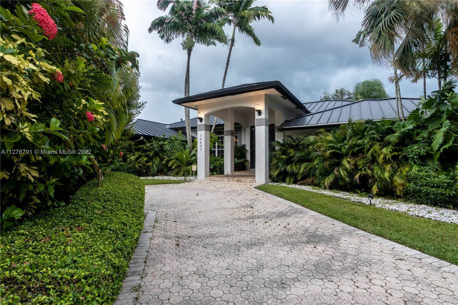 14601 SW 99th Ave, Miami, FL 33176