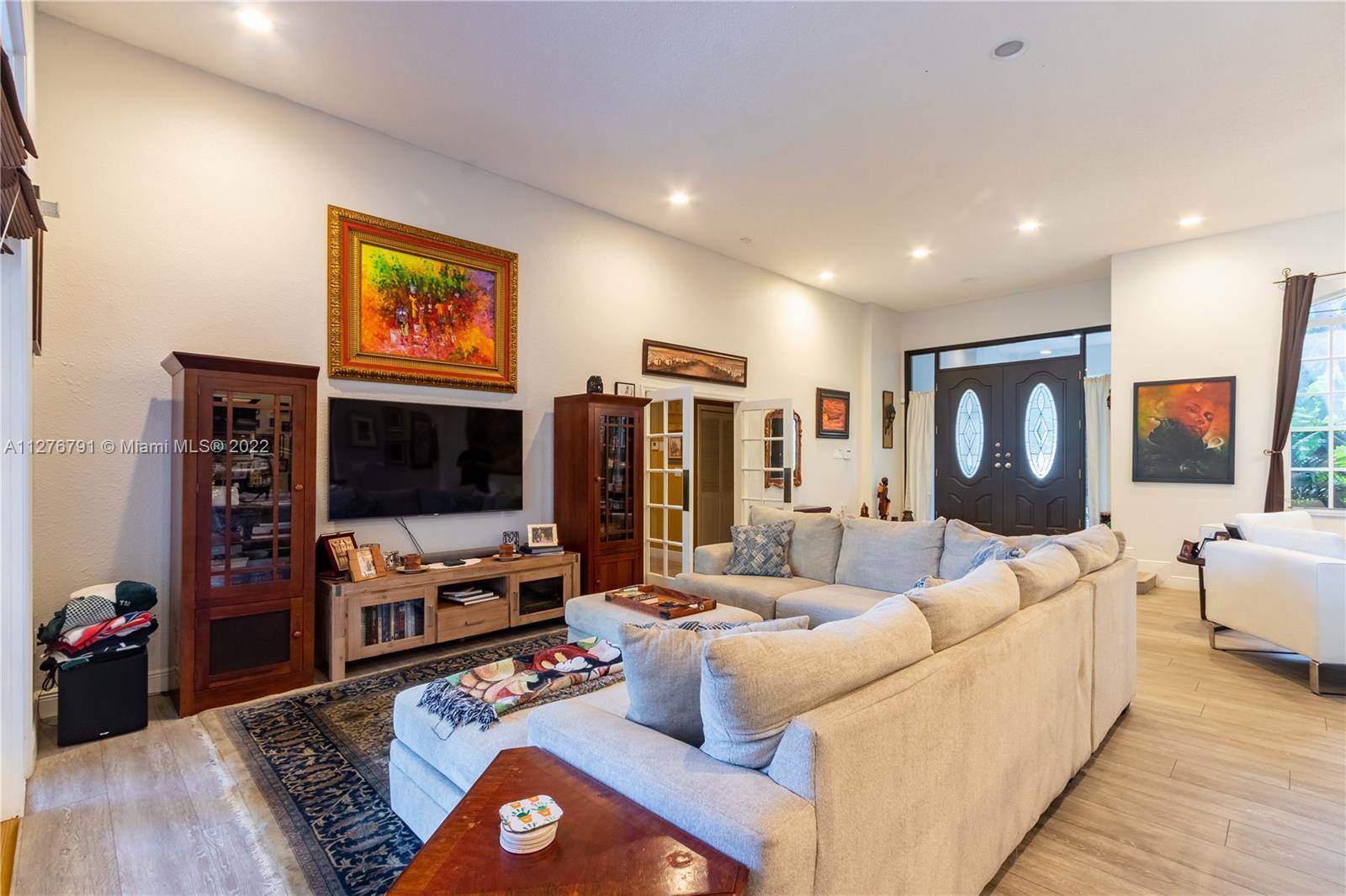 14601 SW 99th Ave, Miami, FL 33176