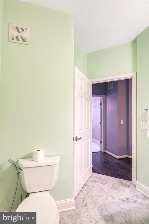 2465 Army Navy Drive, Arlington, VA 22206