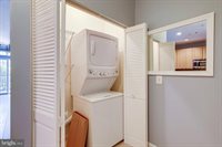 2465 Army Navy Drive, Arlington, VA 22206