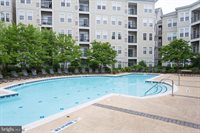 2465 Army Navy Drive, Arlington, VA 22206