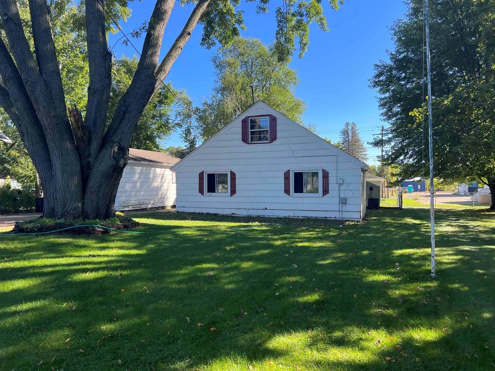 1733 Porter Street, Wausau, WI 54401