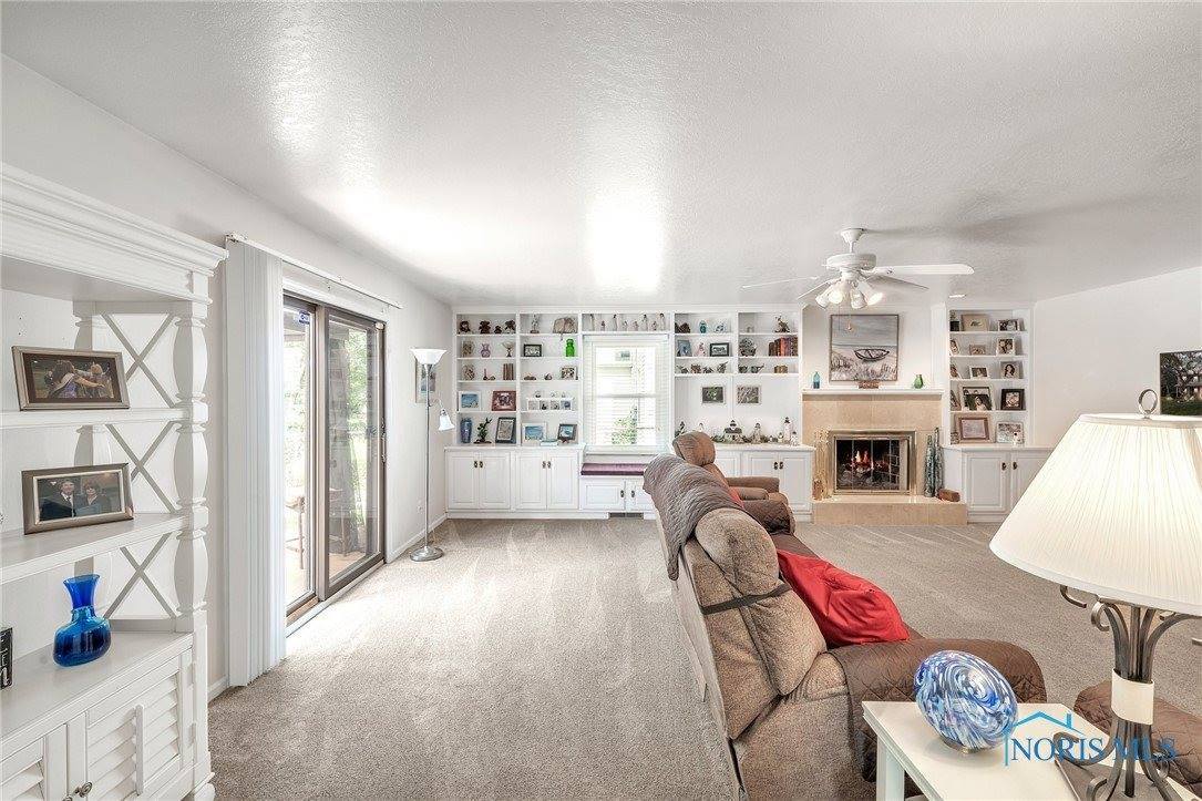 5903 Colonial Court, Sylvania, OH 43560