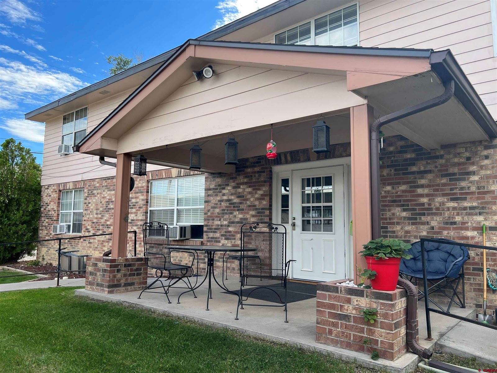 535 S 11th Street, #8, Montrose, CO 81401