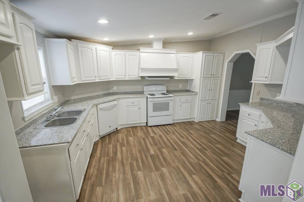 17615 Union Landing Rd, Livingston, LA 70754