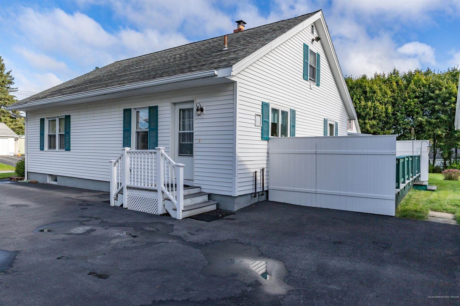 46 Carver Street, Bangor, ME 04401