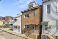 4571 Carroll St, Bloomfield, PA 15224