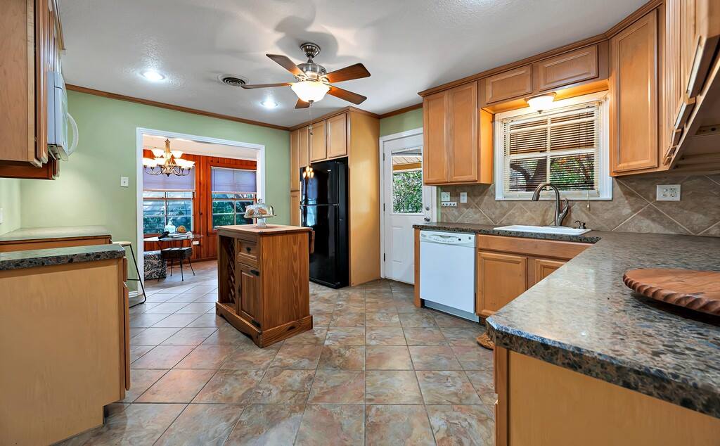 3020 Mitchell Avenue, Waco, TX 76708