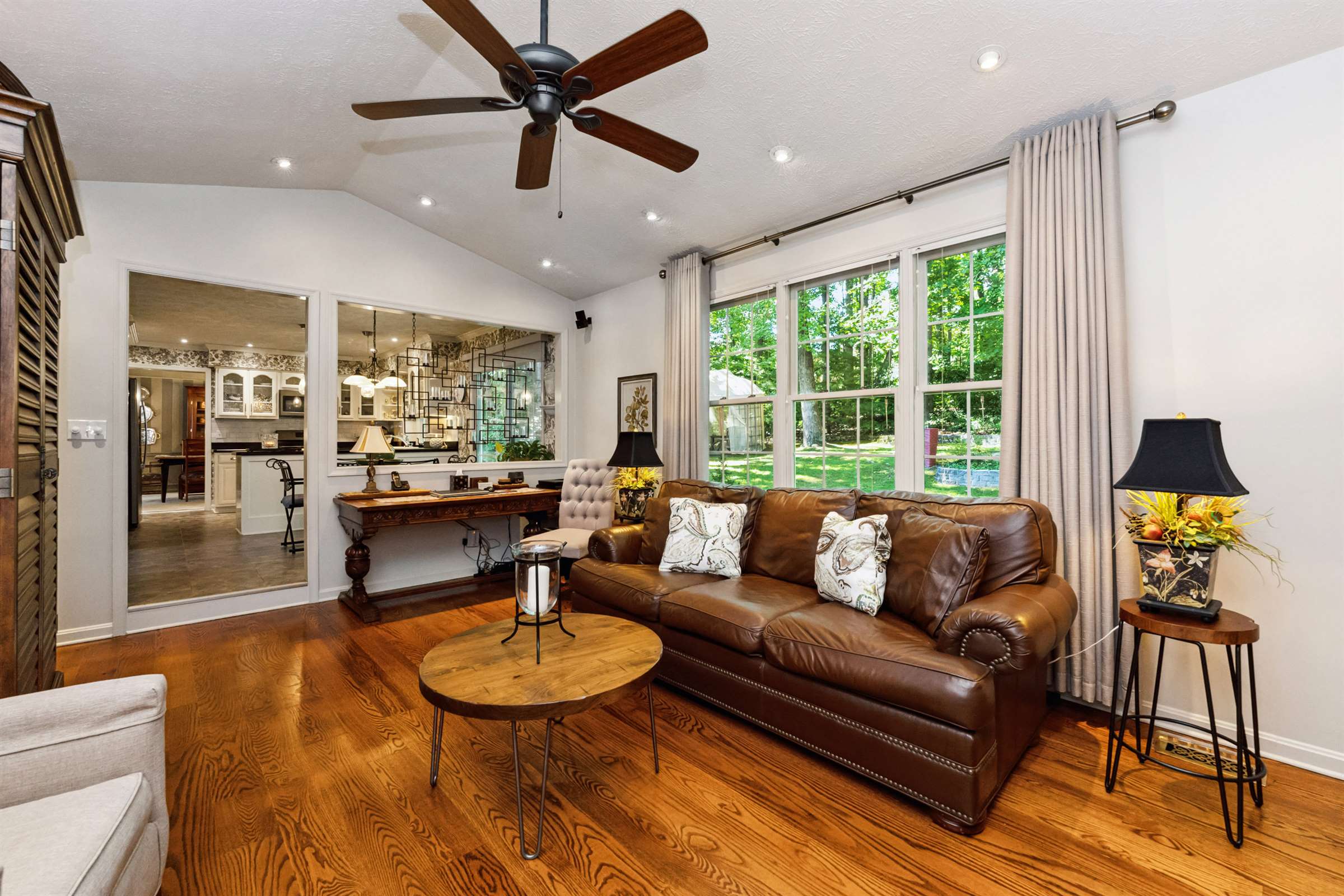 11808 Oakhurst Dr, Fredericksburg, VA 22407