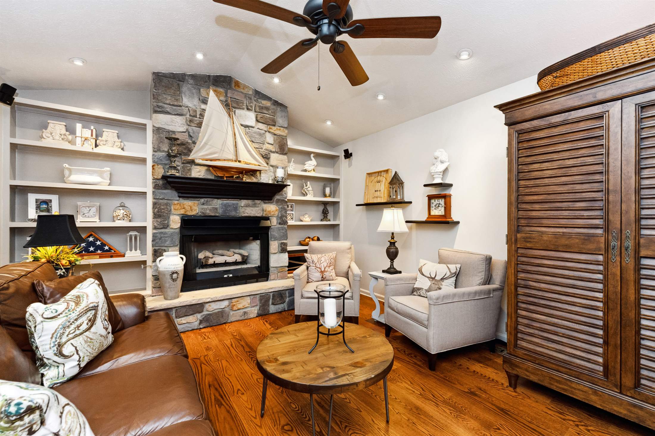 11808 Oakhurst Dr, Fredericksburg, VA 22407