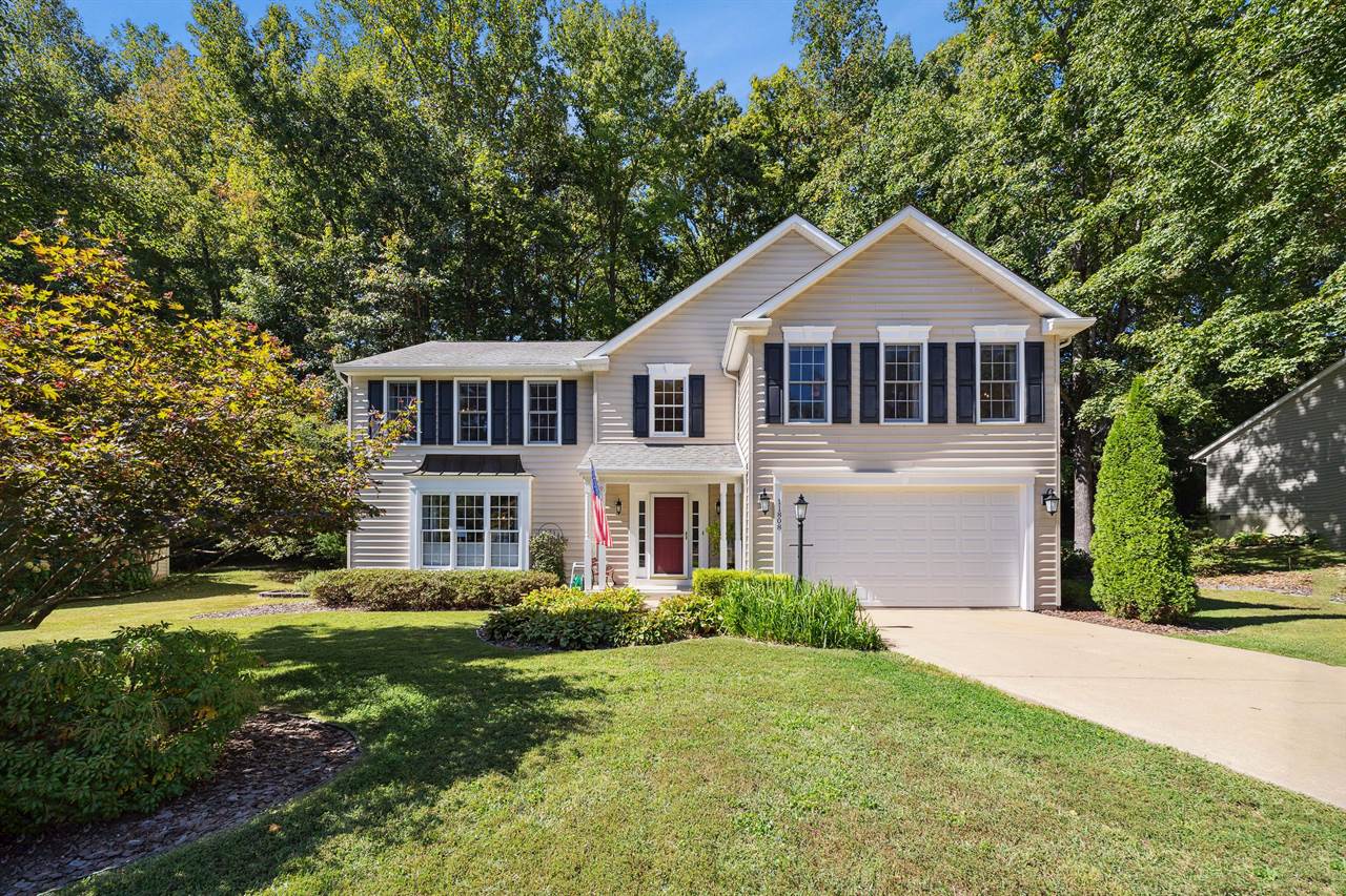 11808 Oakhurst Dr, Fredericksburg, VA 22407