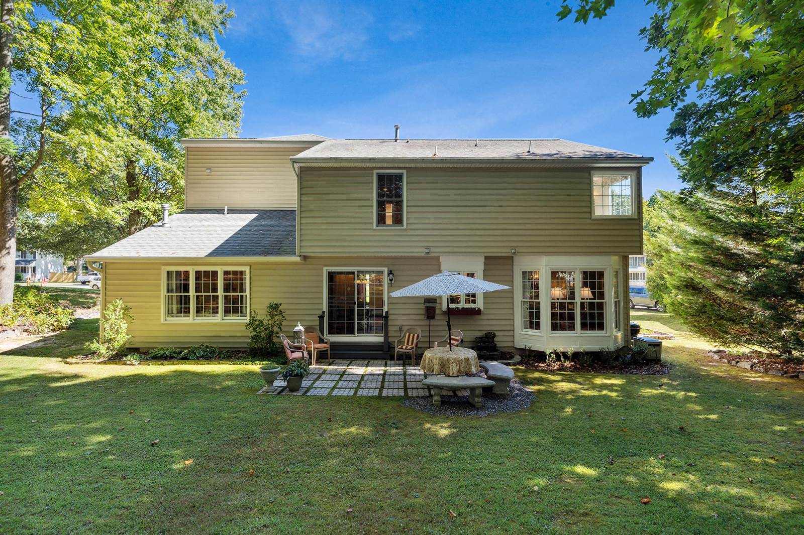 11808 Oakhurst Dr, Fredericksburg, VA 22407