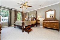 11808 Oakhurst Dr, Fredericksburg, VA 22407