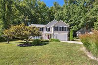 11808 Oakhurst Dr, Fredericksburg, VA 22407