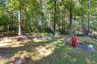 11808 Oakhurst Dr, Fredericksburg, VA 22407