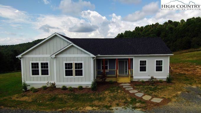 333 Olde Fields Drive, Fleetwood, NC 28626