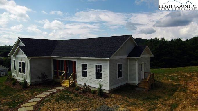 333 Olde Fields Drive, Fleetwood, NC 28626