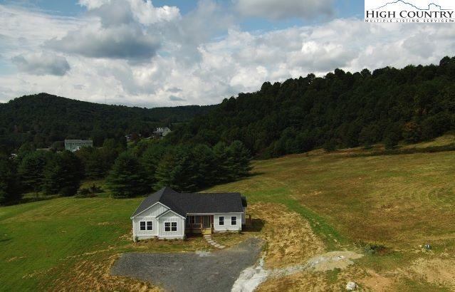 333 Olde Fields Drive, Fleetwood, NC 28626