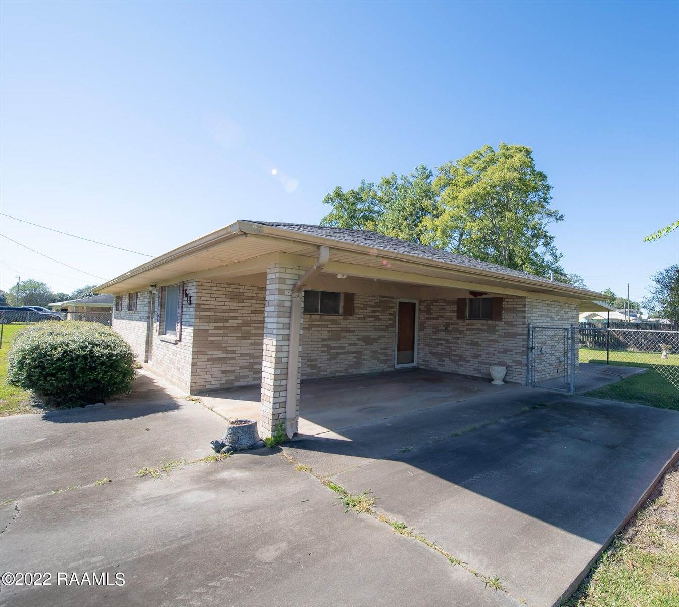 613 East 17th Street, Crowley, LA 70526