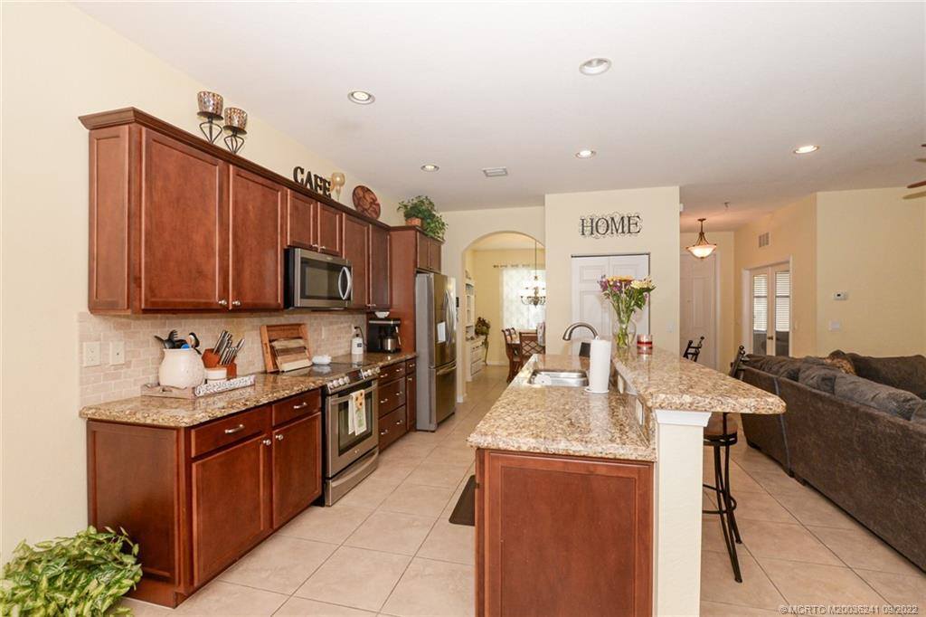 5350 SW Longspur Lane, Palm City, FL 34990