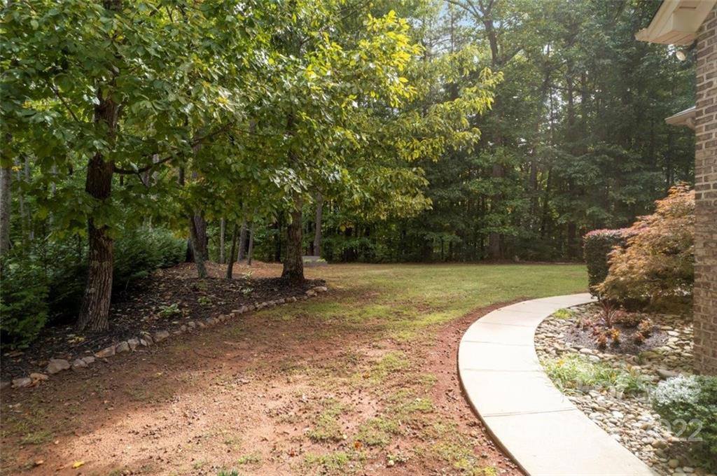 1878 Miners Creek Drive, Lincolnton, NC 28092